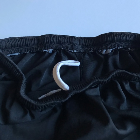 Brooks Running shorts - Women’s small/medium - Picture 5 of 7